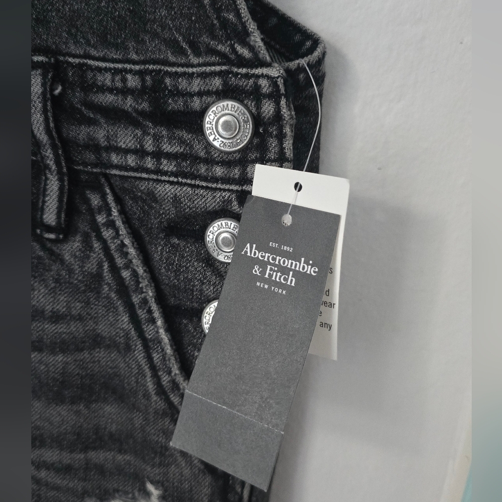 Abercrombie denim overalls/shorts. Black distressed Excellent Condition. Size S - Picture 5 of 13